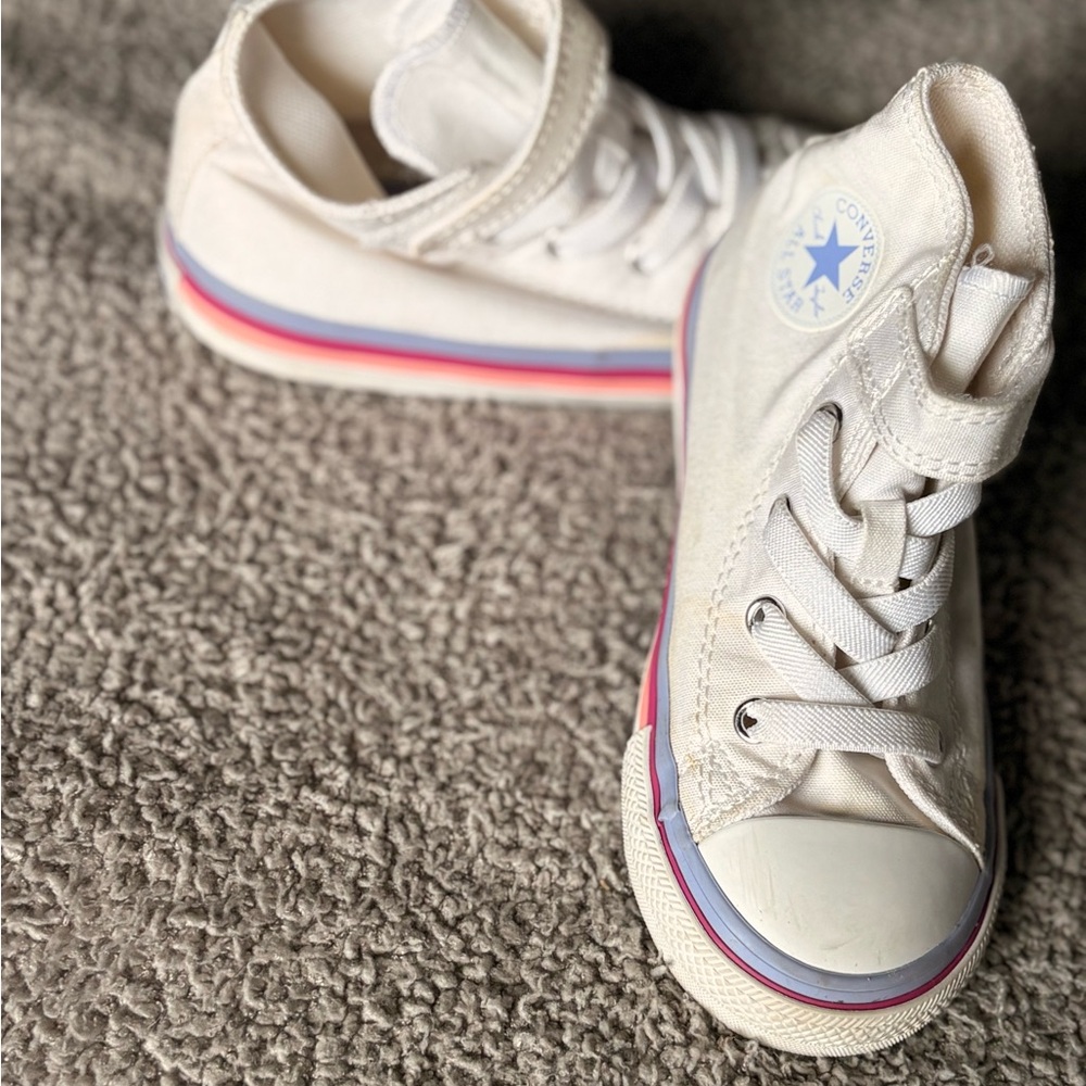 Converse Kids High-Tops - White with Blue and Red